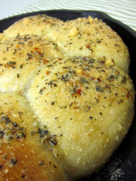 Italian Herb Skillet Bread