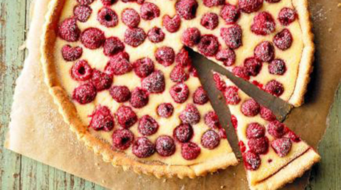 Raspberry-Cream-Tarta