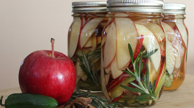 pickled-apple-slicesa
