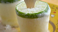 Ingredients: 1¼ cup fresh lime juice (about 8 limes), plus 4 limes for stabilizing the popsicle sticks 1 (14oz) can of sweetened condensed milk 1 cup water ¼ cup tequila […]