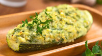 Ingredients: 4 zucchini (4-6-inches long) 1 large potato, peeled 1/4 cup Parmesan cheese 1/4 cup Cheddar cheese 2 cloves garlic, minced 1 egg, beaten 2 tablespoons butter 1 tablespoon pesto […]