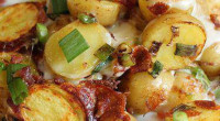 Ingredients: 200g bacon, diced 2 medium onions, thinly sliced 4 medium potatoes, thinly sliced 225g cheddar cheese, thinly sliced salt and pepper butter Spring Onions (optional) Directions: 1. Line slow […]