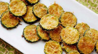 Ingredients: 2–3 zucchini 2 cloves of minced garlic 1/3 cup grated Parmesan cheese 2 Tbsp milk salt and pepper, to taste olive oil Directions: Preheat oven to 425 ºF. Lightly […]