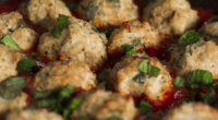 Ingredients: Sauce: 1 (25 oz.) jar marinara sauce 1/4 cup heavy cream Meatballs: 1 1/2 pounds ground chicken 1/2 cup fresh spinach 1/2 cup panko or seasoned breadcrumbs 1/2 cup […]