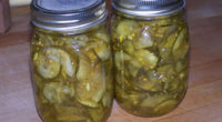 Ingredients: 15 cups sliced pickling cucumbers 3 onions, thinly sliced 1⁄4 cup coarse salt 4 cups cracked ice 2 1⁄2 cups cider vinegar 2 1⁄2 cups sugar 3⁄4 teaspoon turmeric […]