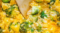 Ingredients: 6 cups fresh broccoli cut into bite sized pieces 2 cups cooked white rice Sauce 3 tablespoons butter ¾ cup onion, diced (about 1 small) 3 tablespoons flour 2 […]