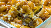 Ingredients: 2 pounds breakfast sausage 1 (30-32 ounces) bag frozen tater tots 1 1/2 cups cheddar cheese, shredded 1/2 cup mozzarella cheese, shredded 8 eggs 1 teaspoon salt 1/2 teaspoon […]